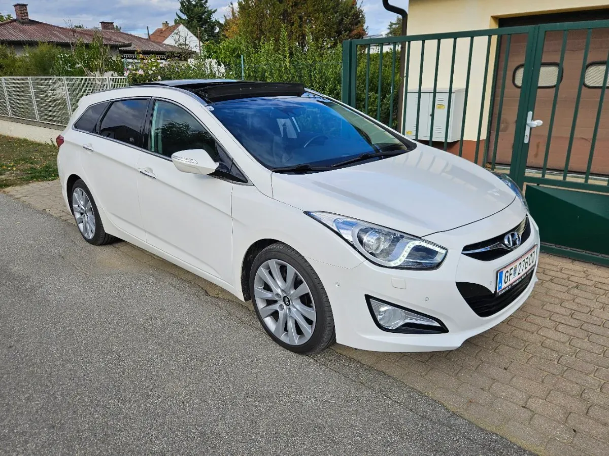 Hyundai I40