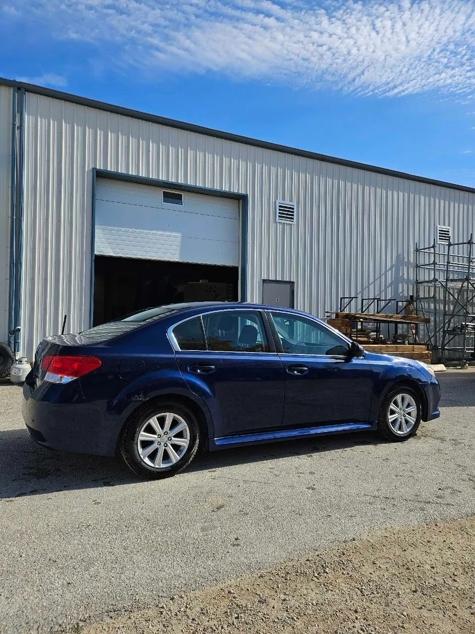 Subaru Legacy 2010 photo 4