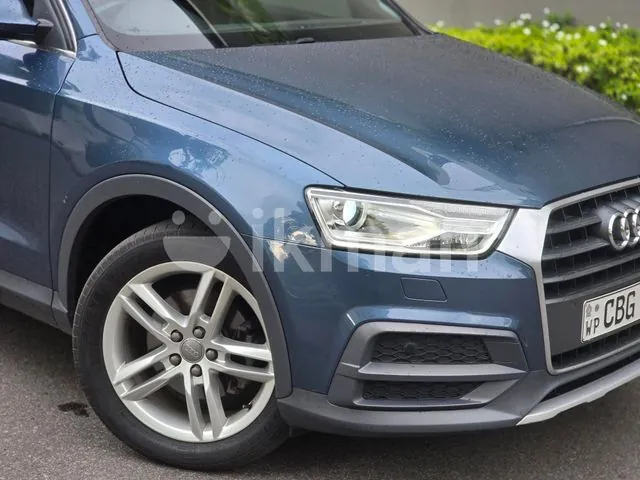 Audi Q3 2018 photo 4