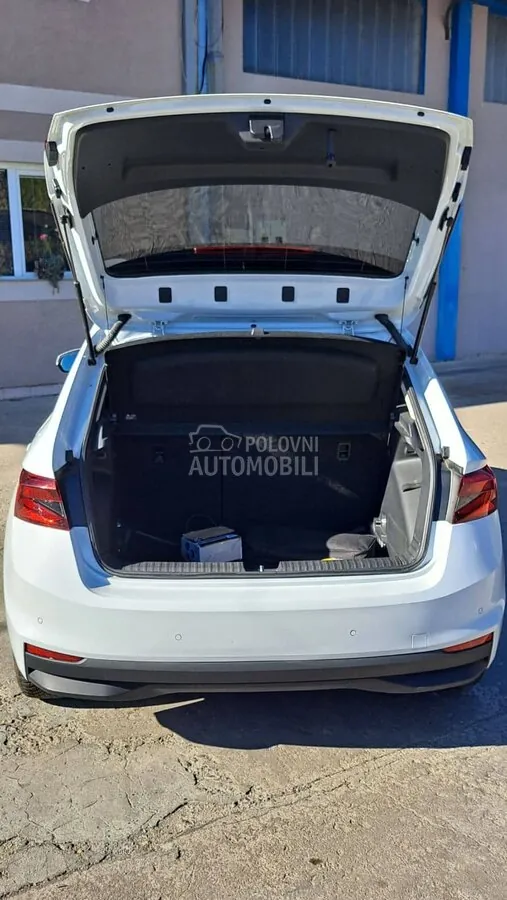 Skoda Fabia 2022 photo 5