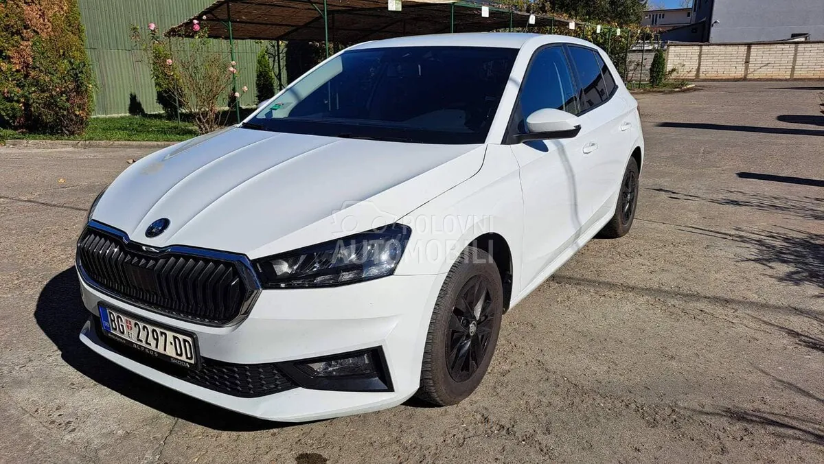 Skoda Fabia 2022 photo 2
