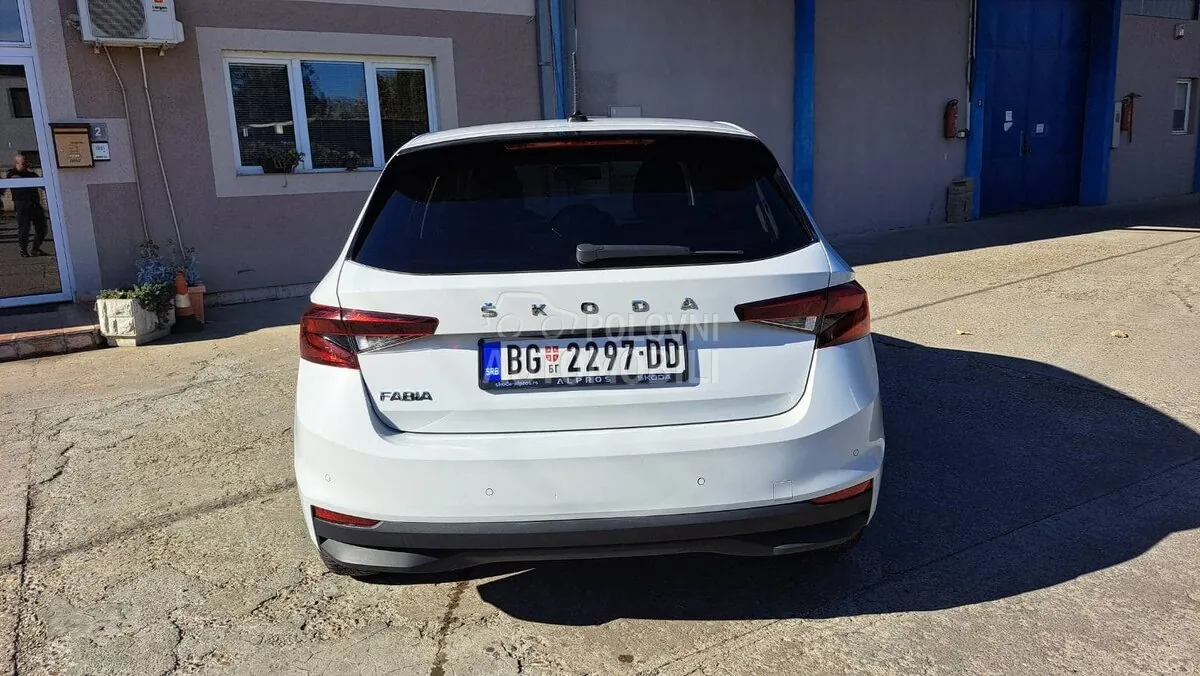 Skoda Fabia 2022 photo 4