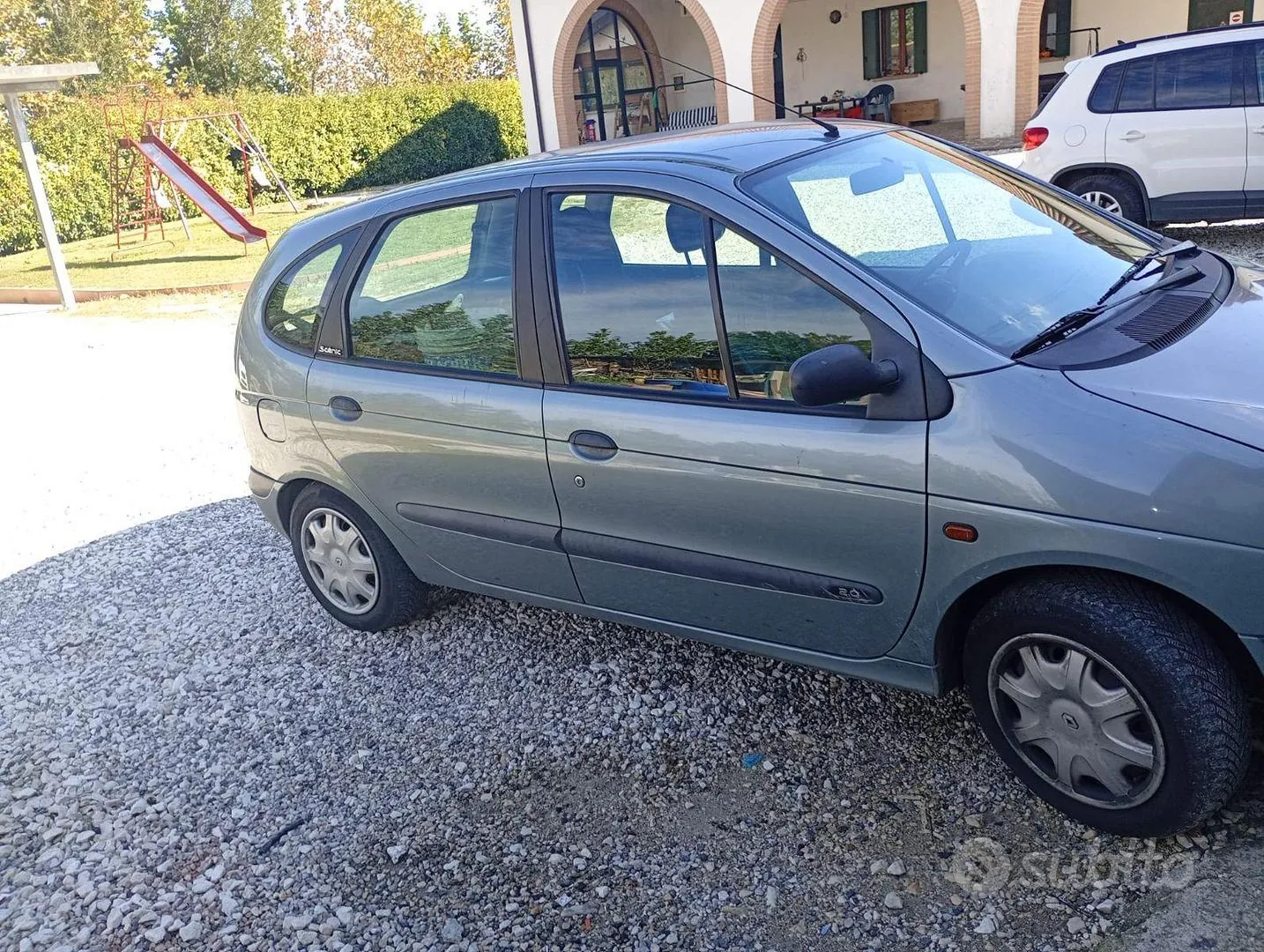 Renault Megane Scenic 1999 photo 4