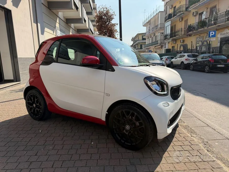 Smart Fortwo 2017 photo 2