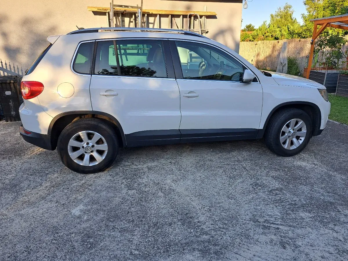 Volkswagen Tiguan 2010 photo 3