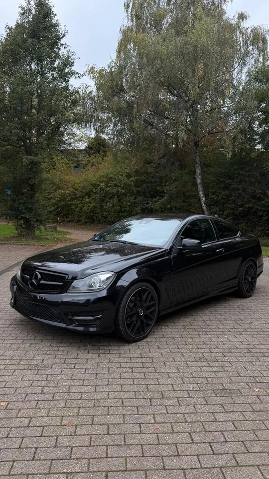 Mercedes-Benz C250