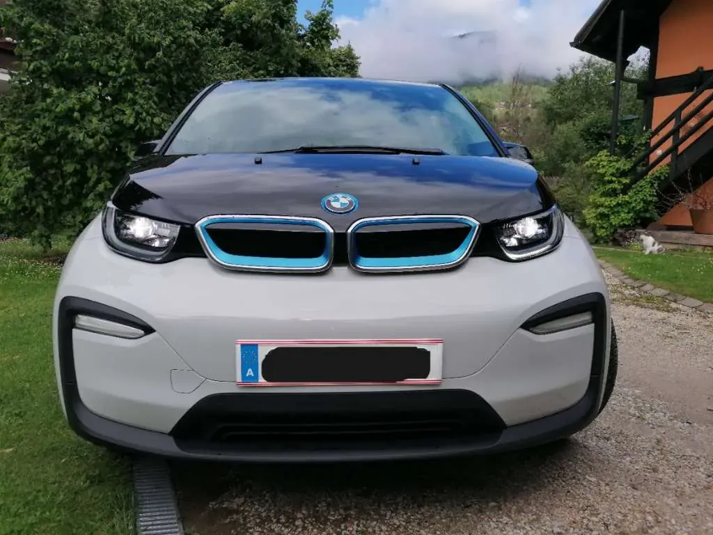 BMW I3