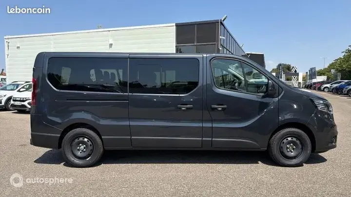 Renault Trafic 2026 photo 4