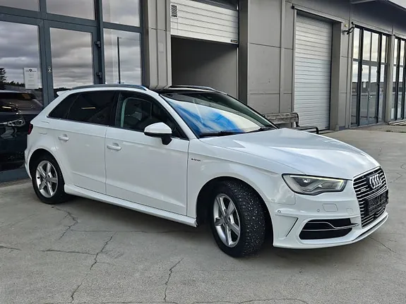 Audi A3 2016 photo 2