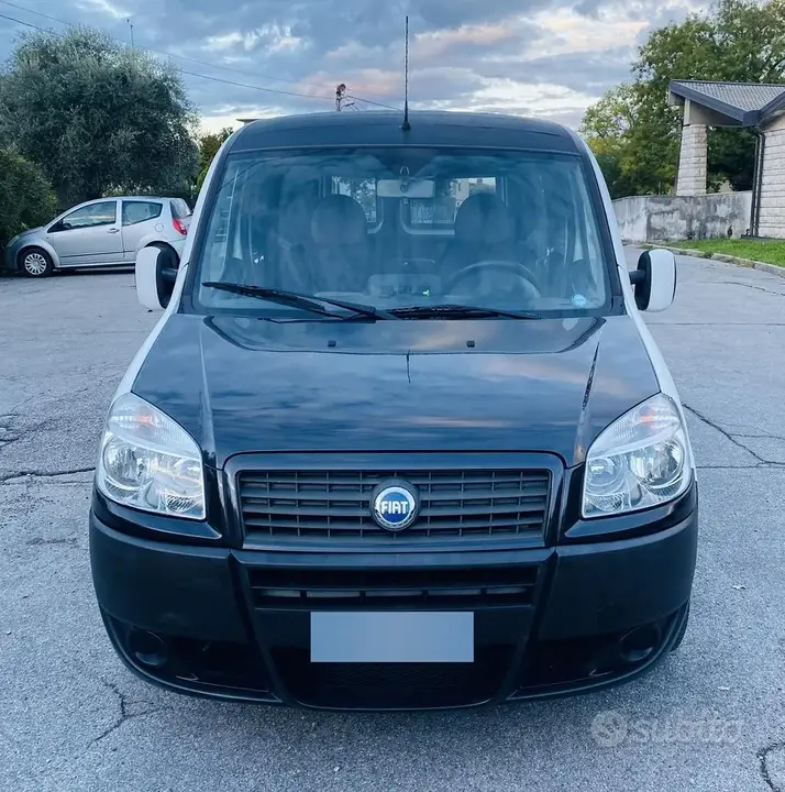 Fiat Doblo 2005 photo 2