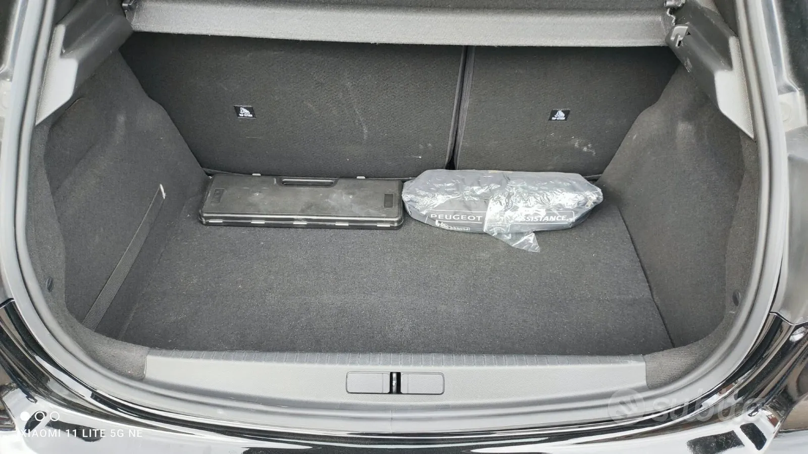 Peugeot 208 2023 photo 4