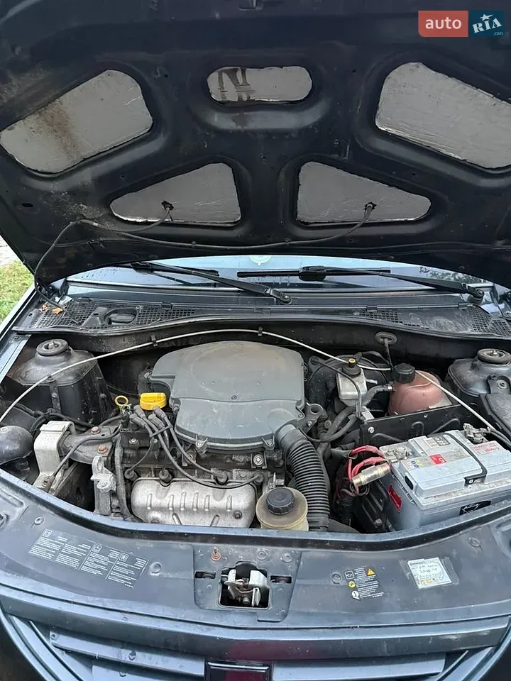 Dacia Logan 2007 photo 4