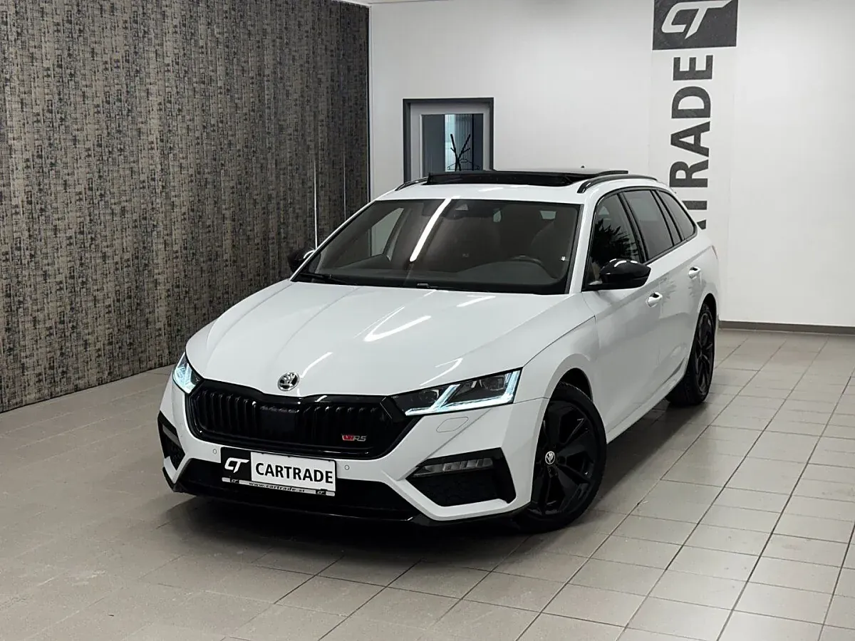 Skoda Octavia 2023 photo 2