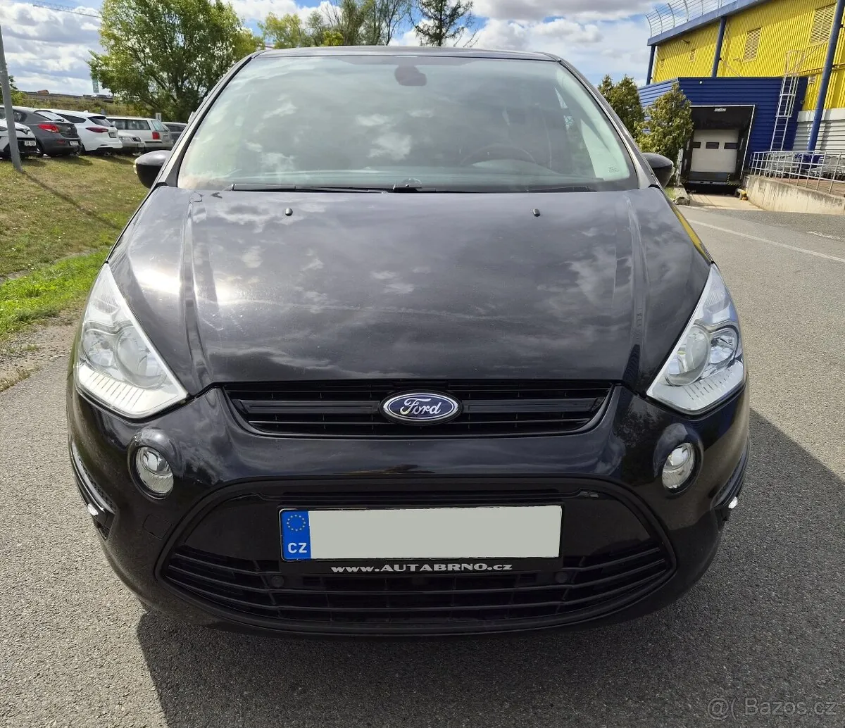 Ford S-Max 2013 photo 2