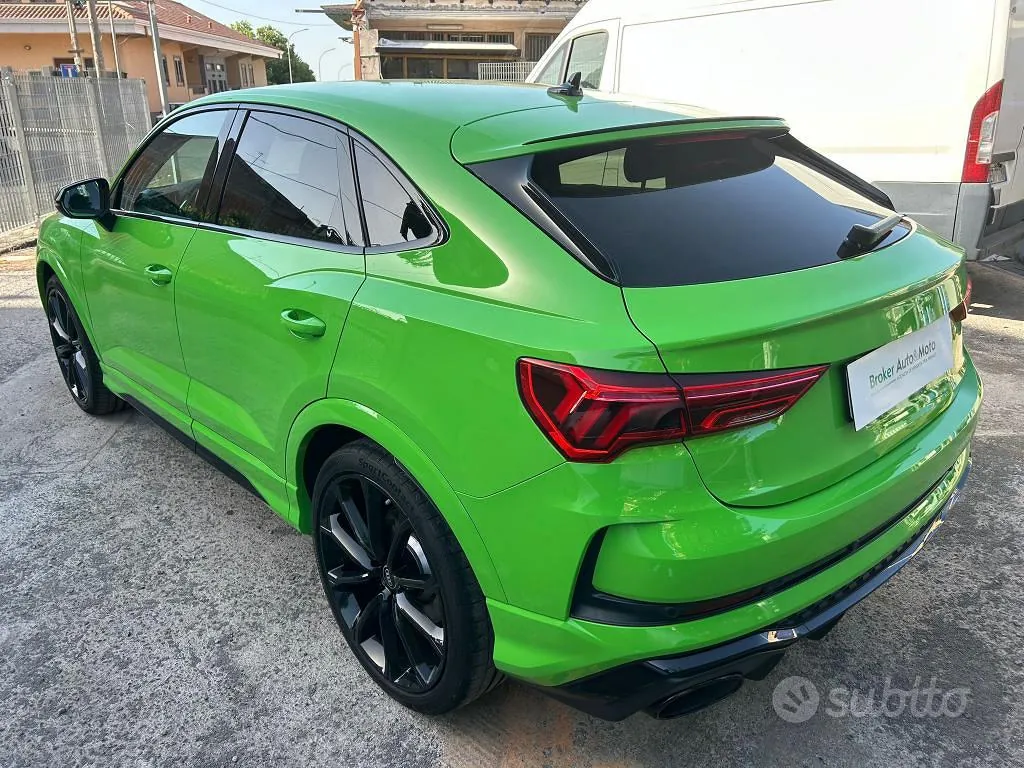 Audi Q3 2021 photo 2