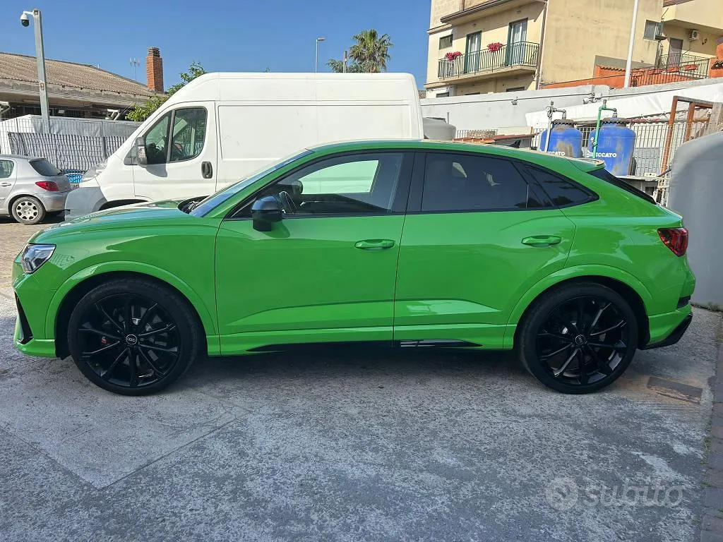 Audi Q3 2021 photo 4