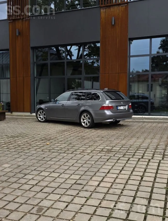 BMW 520 2008 photo 2