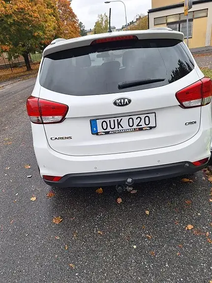 Kia Carens 2016 photo 3