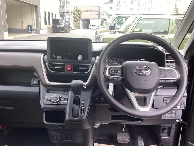 Daihatsu Move 2025 photo 5