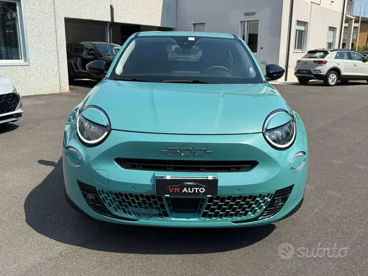 Fiat 600 2025 photo 2