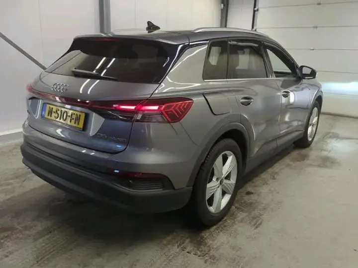 Audi Q4 E-Tron 2021 photo 2