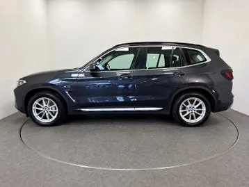 BMW X3 2022 photo 2