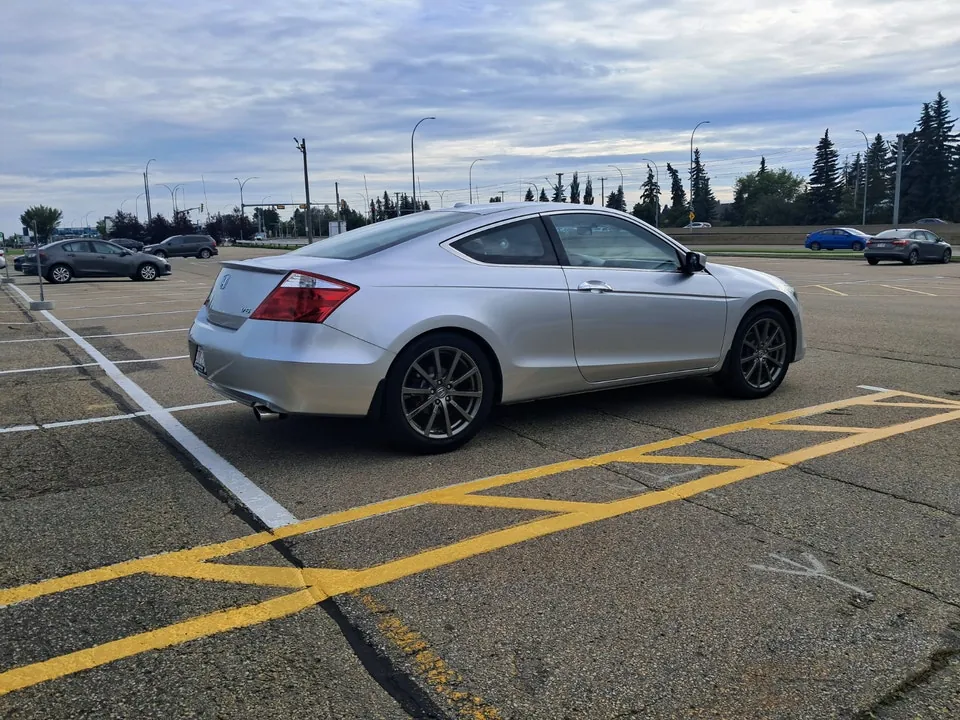 Honda Accord 2008 photo 2