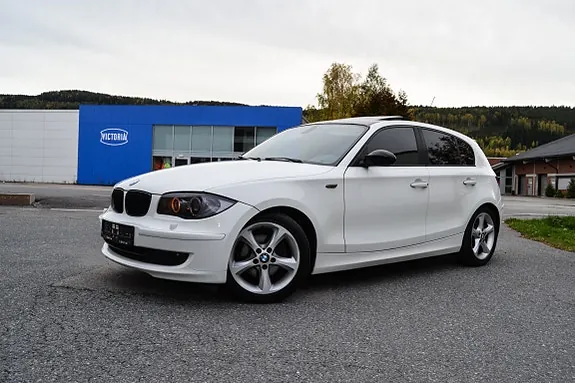 BMW 118D 2008 photo 2