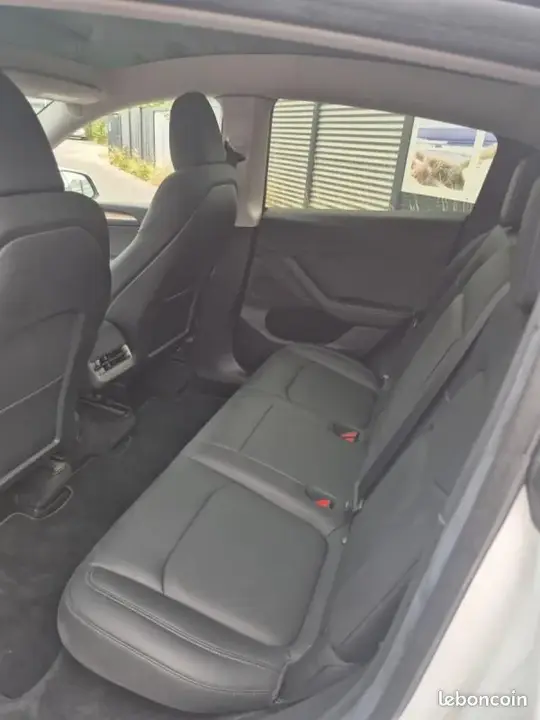 Tesla Model Y 2022 photo 5