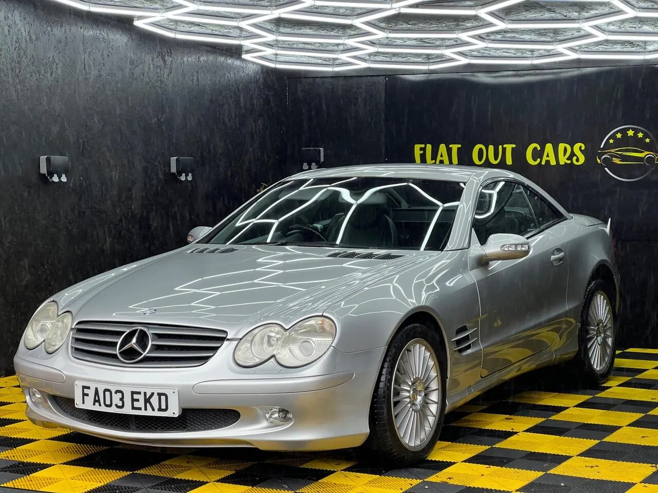 Mercedes-Benz Sl 2003 photo 2