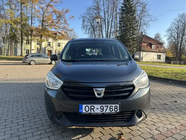 Dacia Lodgy 2014 photo 2