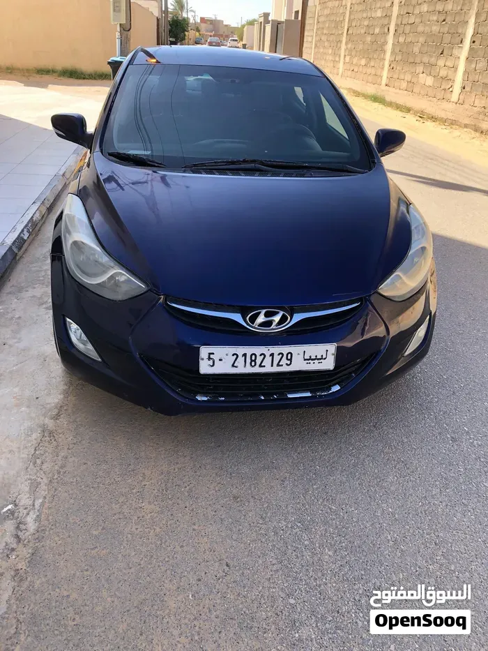 Hyundai Elantra 2012 photo 3