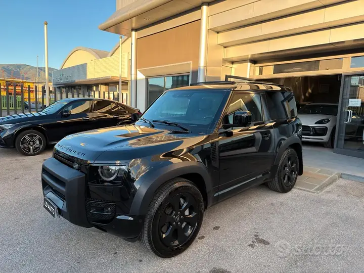 Land Rover Defender