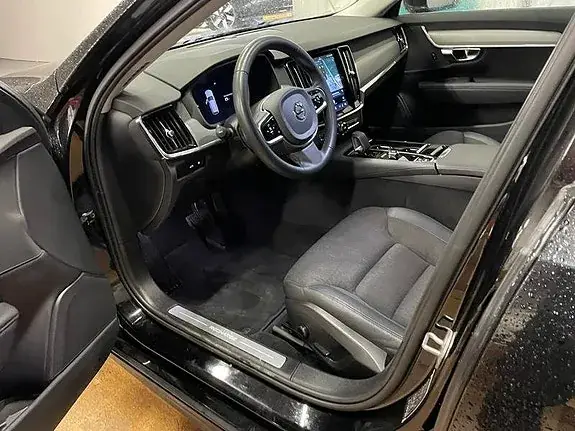Volvo V90 2023 photo 5