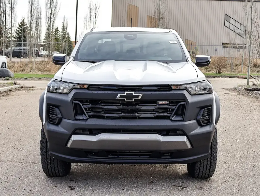Chevrolet Colorado 2026 photo 3