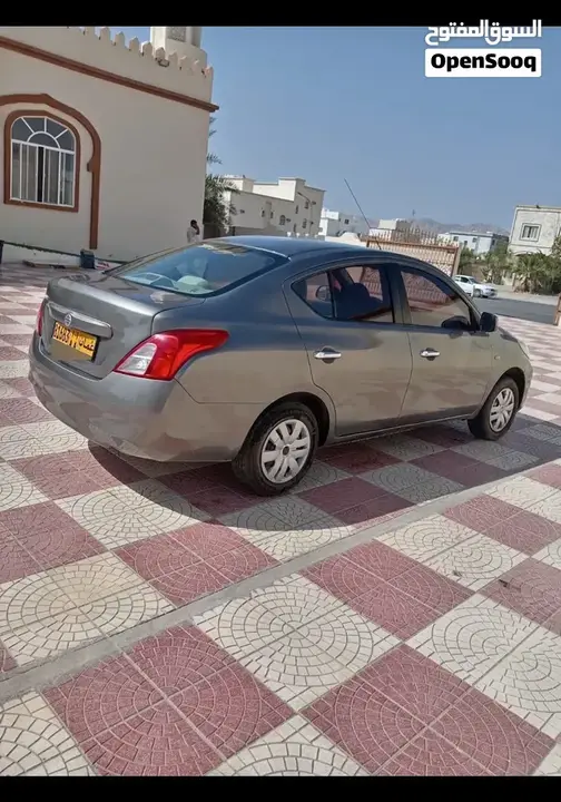 Nissan Sunny 2011 photo 5