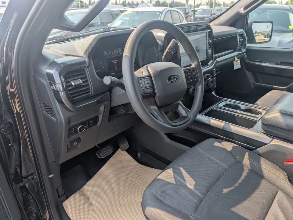 Ford F-150 2024 photo 2