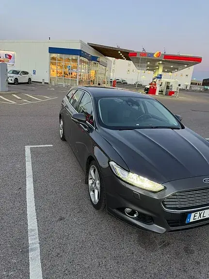 Ford Mondeo 2015 photo 3