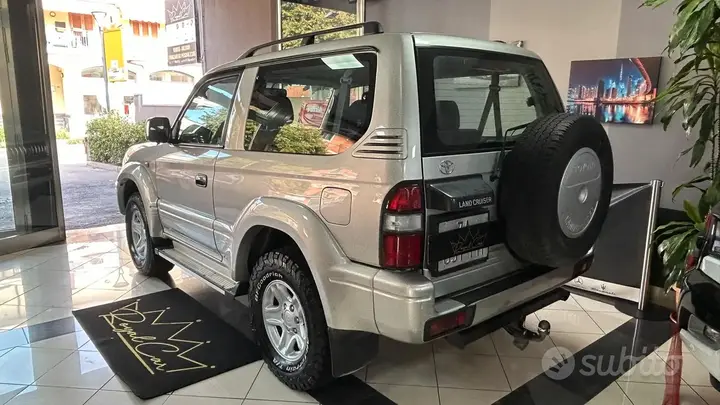 Toyota Land Cruiser 1999 photo 2