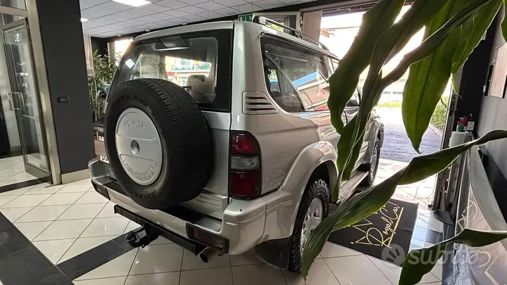 Toyota Land Cruiser 1999 photo 3