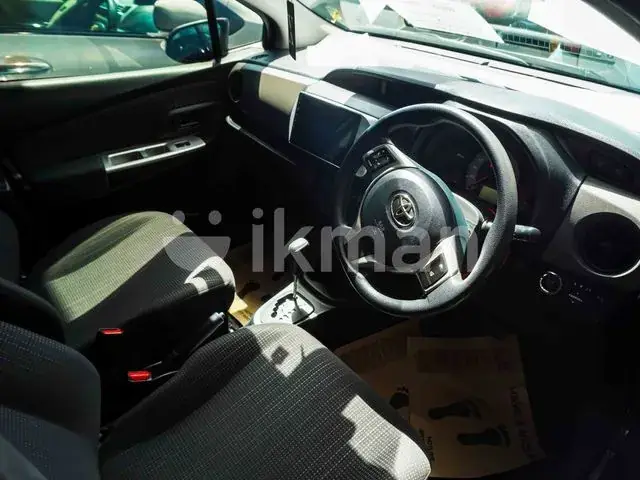 Toyota Vitz 2016 photo 4