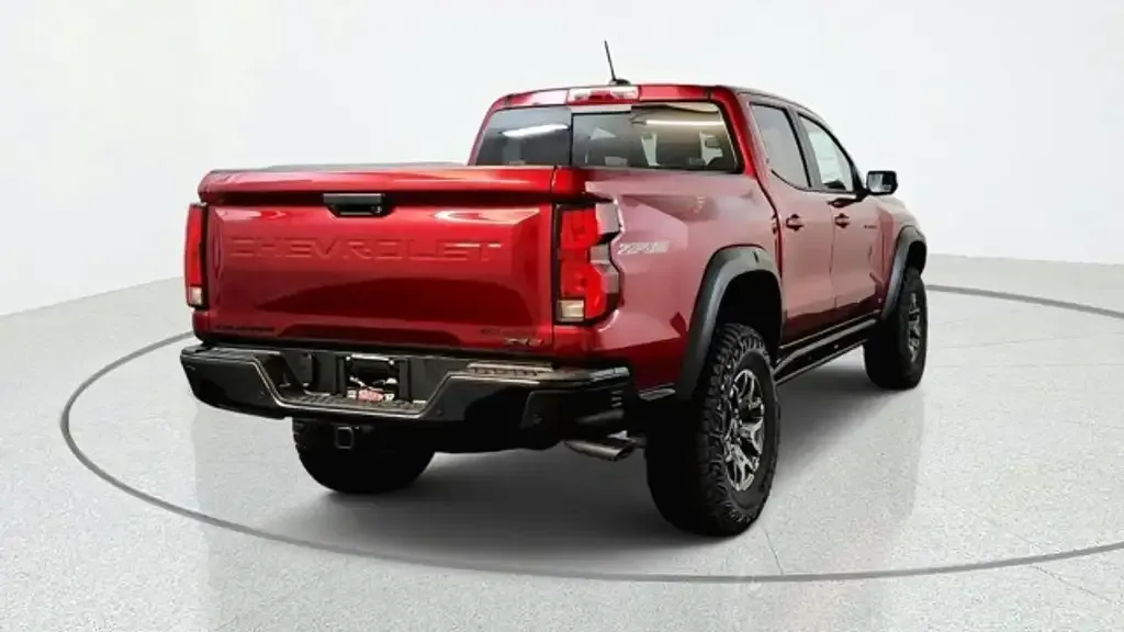 Chevrolet Colorado 2026 photo 3