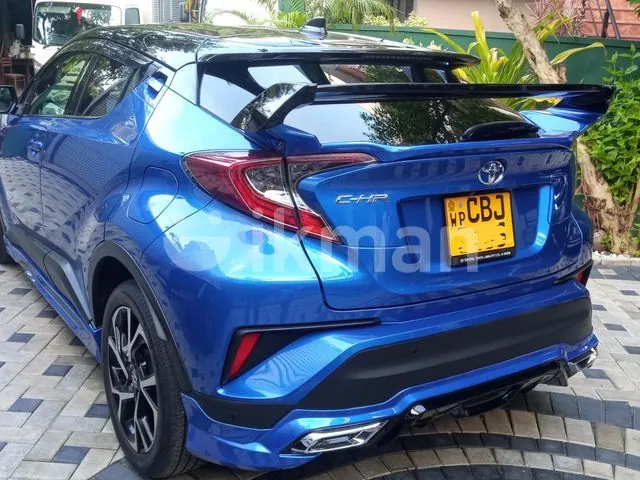 Toyota Chr 2019 photo 2