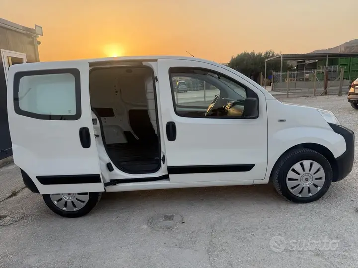Fiat Fiorino 2014 photo 4