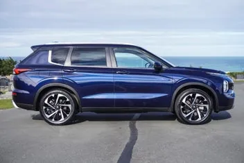 Mitsubishi Outlander 2022 photo 3