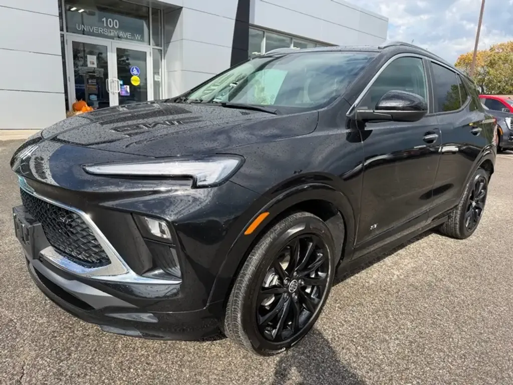 Buick Encore 2025 photo 2