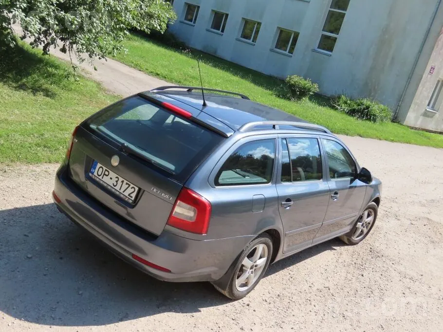 Skoda Octavia 2009 photo 5