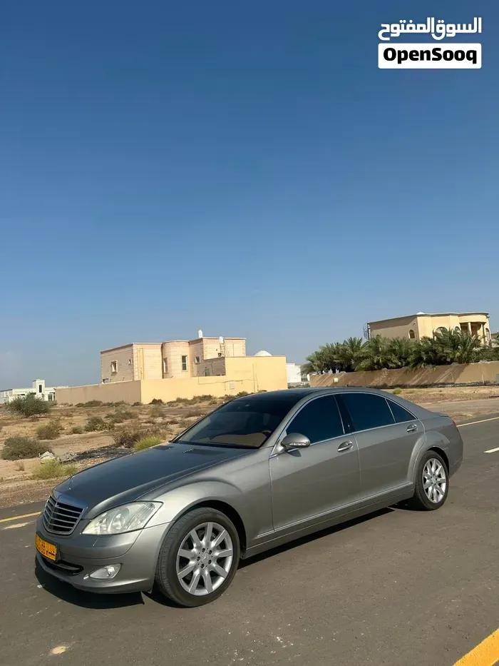 Mercedes-Benz S-Class 2009 photo 2
