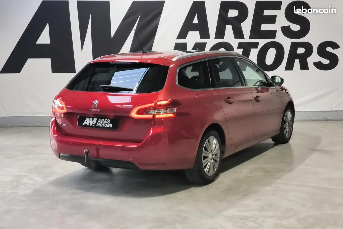 Peugeot 308 2017 photo 2