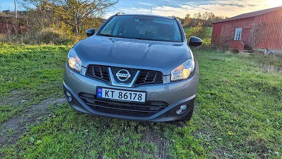 Nissan Qashqai 2012 photo 2